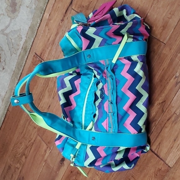 Ivivva Handbags - Ivivva athletica zigzag ruffle duffel bag